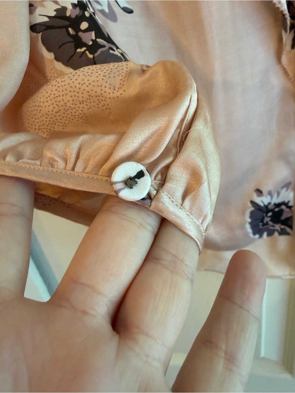 Rebecca Taylor Blush Silk Blend Floral Blouse | Ruffle V-Neck | Romantic Office - Picture 10 of 16